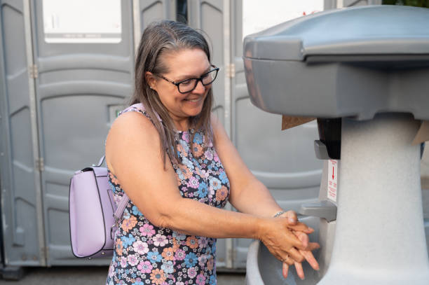 Best Luxury portable toilet rental  in Kensington Park, FL